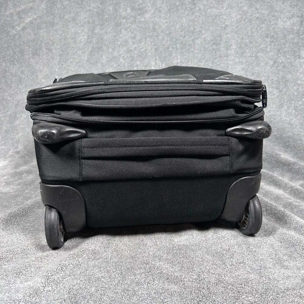 Tumi T-Tech 22